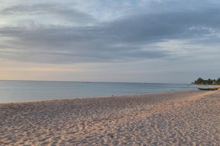 Hidden beaches no rush